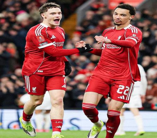 利雅得胜利,与未来城体,育激战半场,manbetx体育注册,万博manbetx网址,万博体育正网