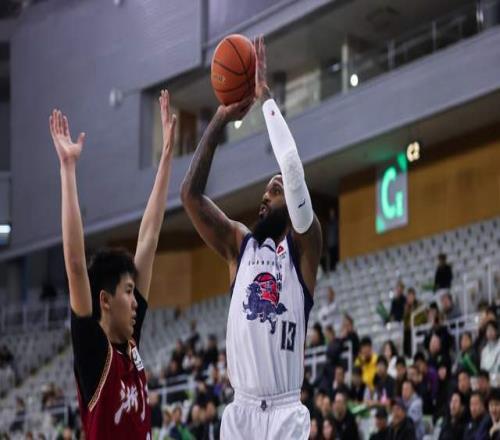 富安健洋宣,布加盟阿森,纳足球俱乐,manbetx体育注册,万博manbetx网址,万博体育正网