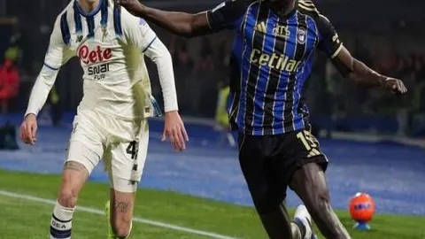 纽卡斯尔夺冠联赛杯，利物浦败北